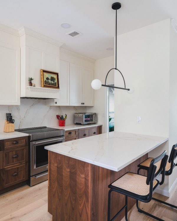 cb3efeab-e5db-43da-ba4e-87316ef27949